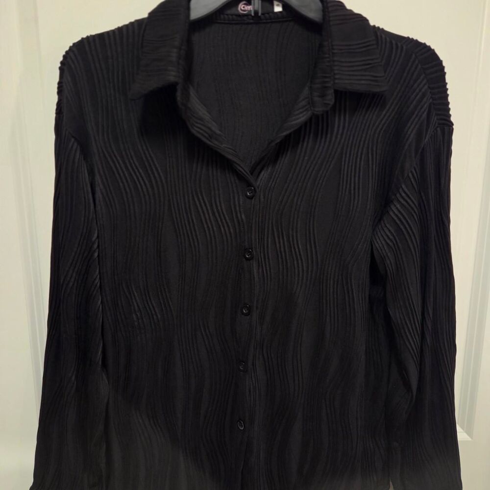 Women's Black Button-up Blouse